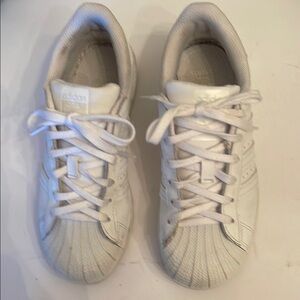 Adidas White Sneakers Classic Minimalist Design